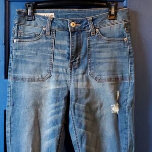 Blue jeans size 28/7